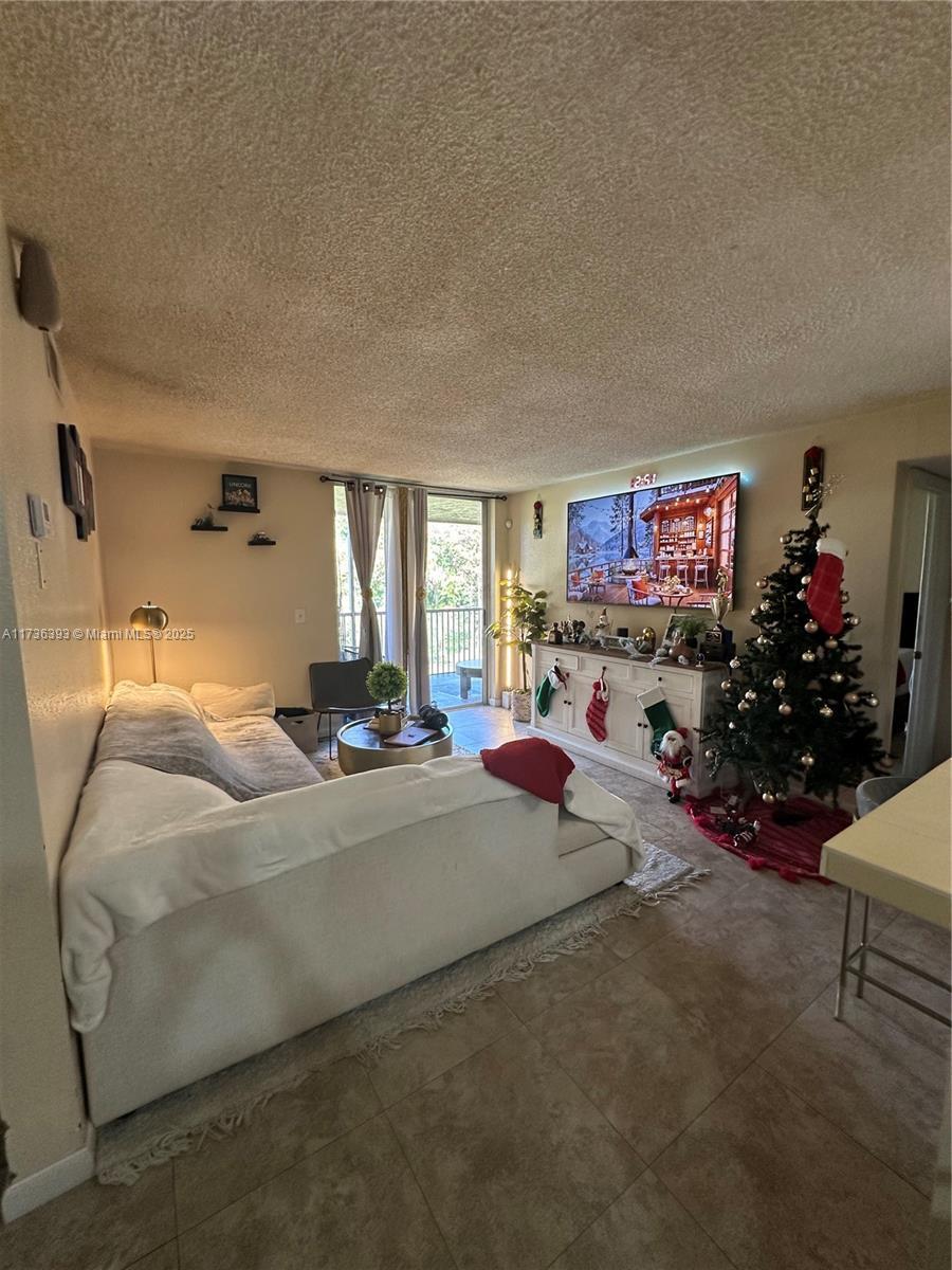 Picture of 4025 W Mcnab Rd # E208, Pompano Beach, FL 33069