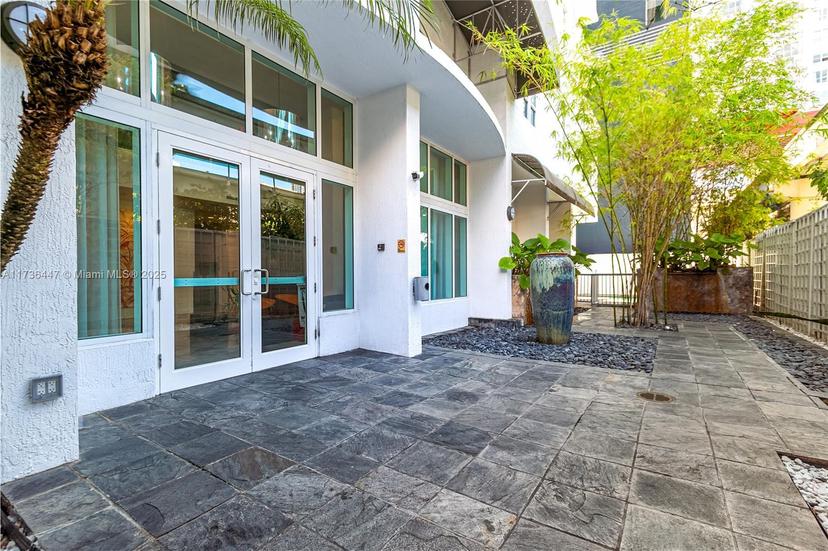 Picture of 234 NE 3Rd St # 1105, Miami FL 33132