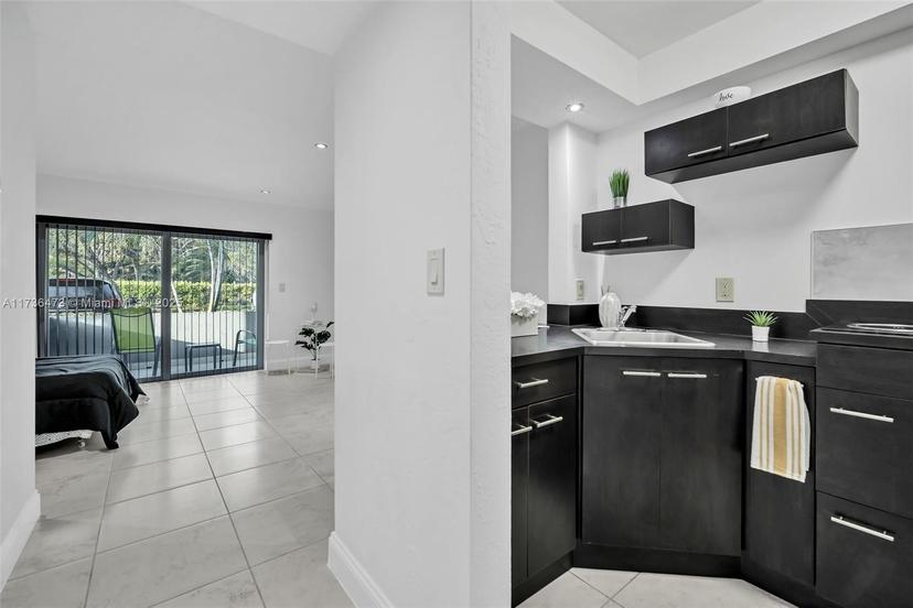 Picture of 7403 SW 82Nd St # 113N, Miami FL 33143