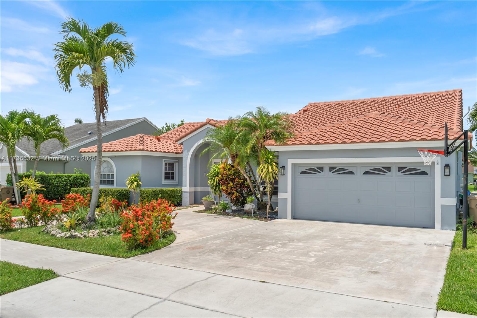 Picture of 1485 SW 97Th Way, Davie, FL 33324