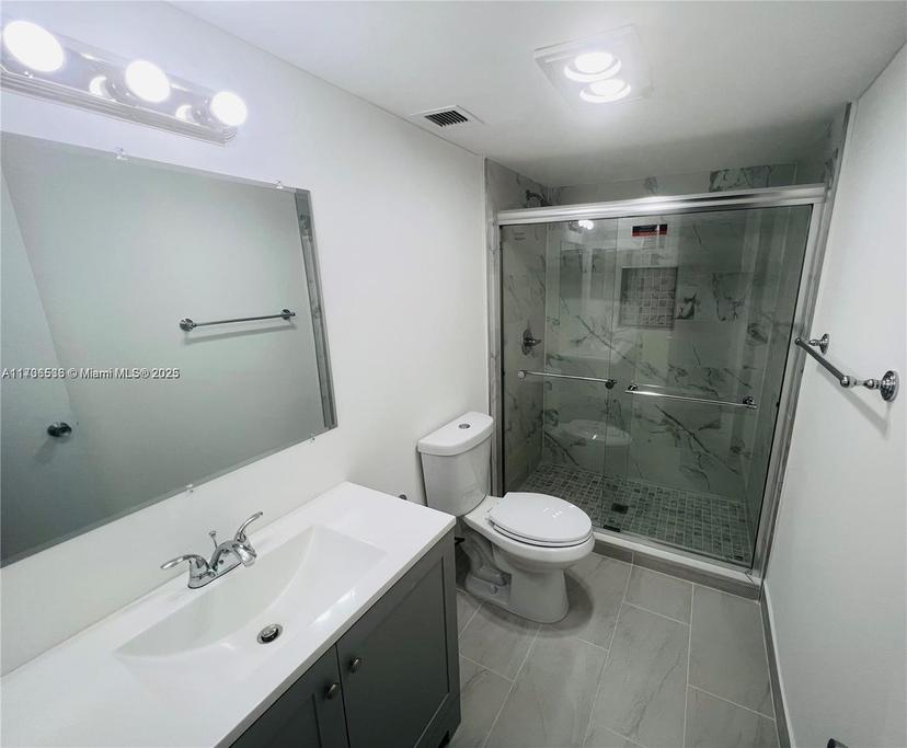 Picture of 919 Hillcrest Dr # 509, Hollywood FL 33021