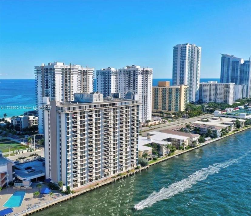 Picture of 1600 S Ocean Dr # 3G, Hollywood FL 33019