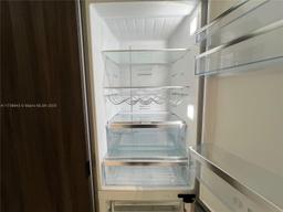 Picture of 851 NE 1St Ave # 505, Miami, FL 33132