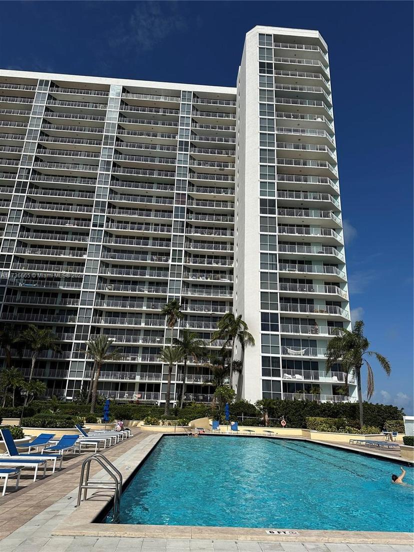 Picture of 7601 E Treasure Dr # 2305, North Bay Village FL 33141