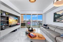 Picture of 3330 NE 190Th St # 1715, Aventura, FL 33180