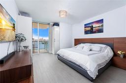 Picture of 3330 NE 190Th St # 1715, Aventura, FL 33180