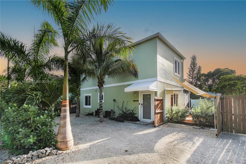 Picture of 80 Le Grand Dr, Key Largo FL 33037