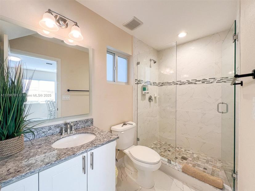 Picture of 80 Le Grand Dr, Key Largo FL 33037