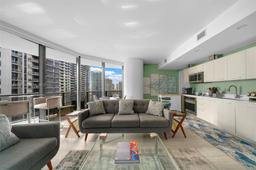 Picture of 45 SW 9Th St # 2608, Miami, FL 33130