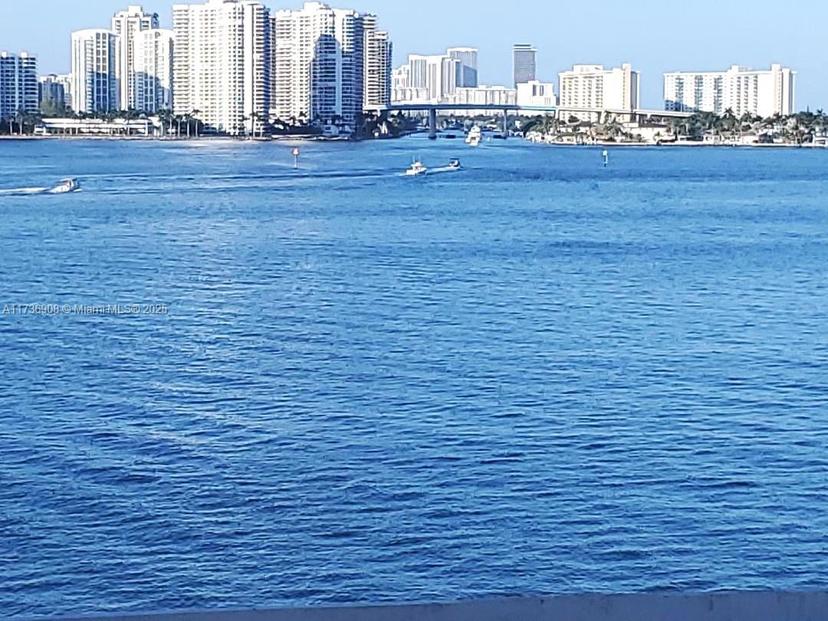 Picture of 301 174Th St # 514, Sunny Isles Beach FL 33160