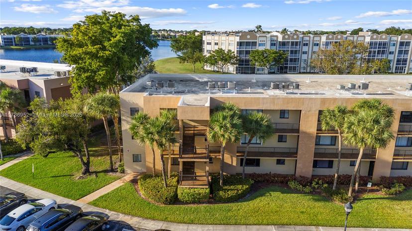 Picture of 7322 Ashmont Cir # 101, Tamarac FL 33321