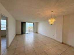 Picture of 15600 NW 7Th Ave # 807, Miami, FL 33169