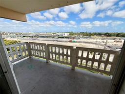 Picture of 15600 NW 7Th Ave # 807, Miami, FL 33169