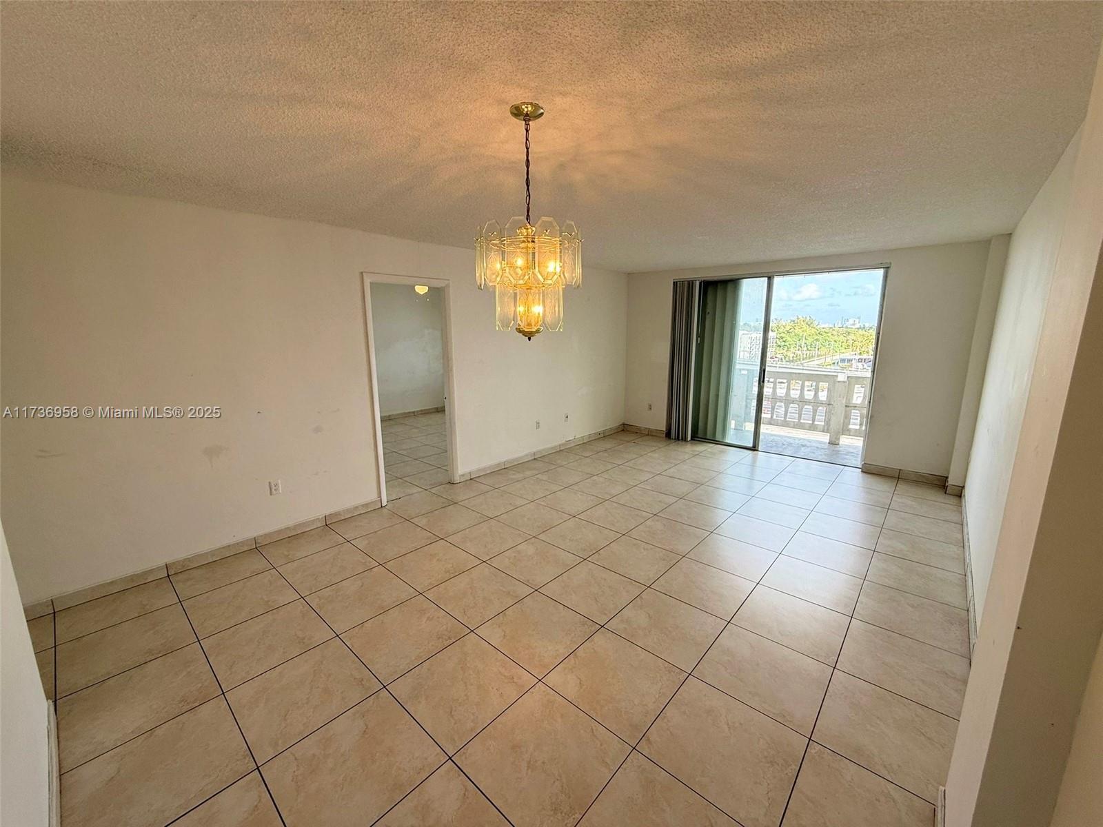 Picture of 15600 NW 7Th Ave # 807, Miami, FL 33169