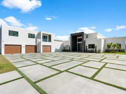 Picture of 17301 SW 52Nd Ct, Southwest Ranches, FL 33331