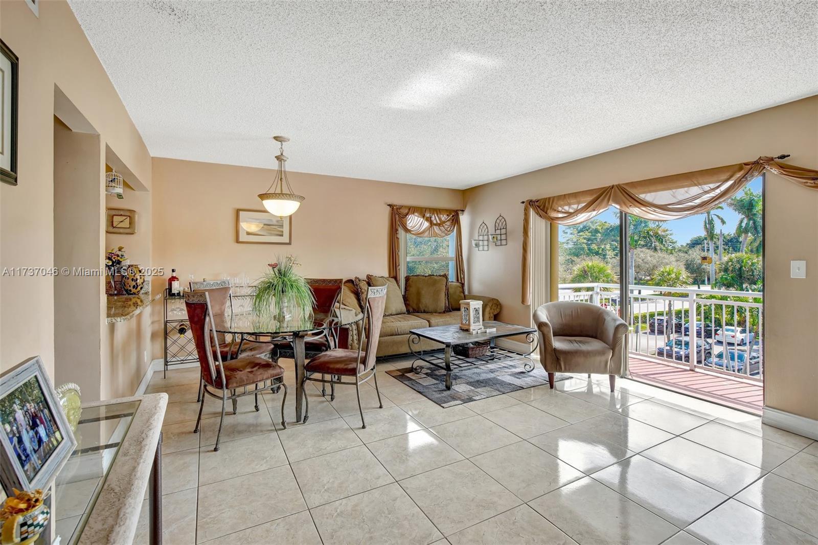 Picture of 505 S Pine Island Rd # 306B, Plantation, FL 33324