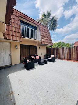 Picture of 529 Green Springs Pl, West Palm Beach, FL 33409