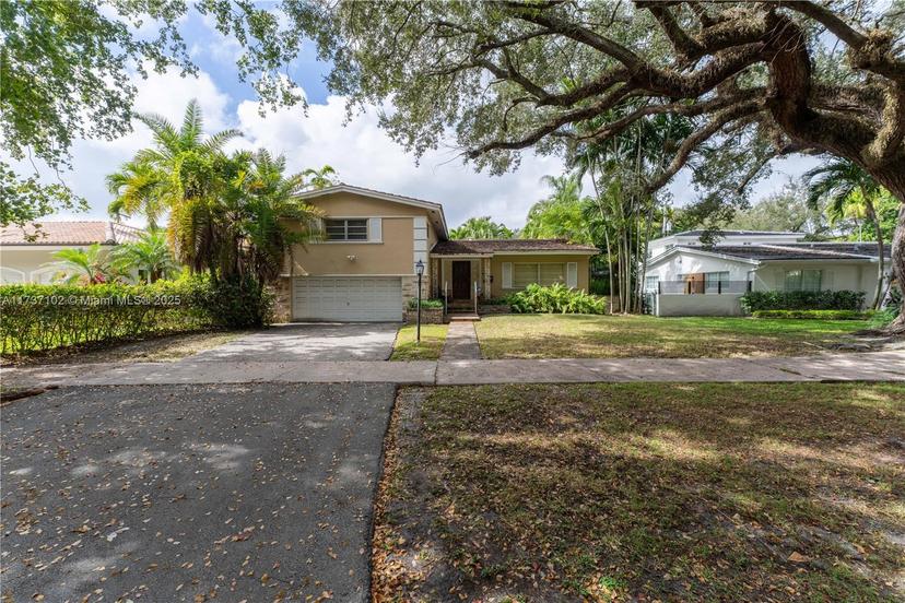 Picture of 4310 Monserrate St, Coral Gables FL 33146