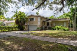 Picture of 4310 Monserrate St, Coral Gables, FL 33146