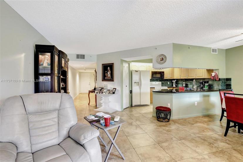 Picture of 12650 SW 15Th St # 111F, Pembroke Pines FL 33027