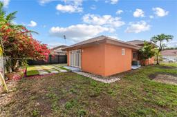Picture of 3431 SW 156Th Ct, Miami, FL 33185