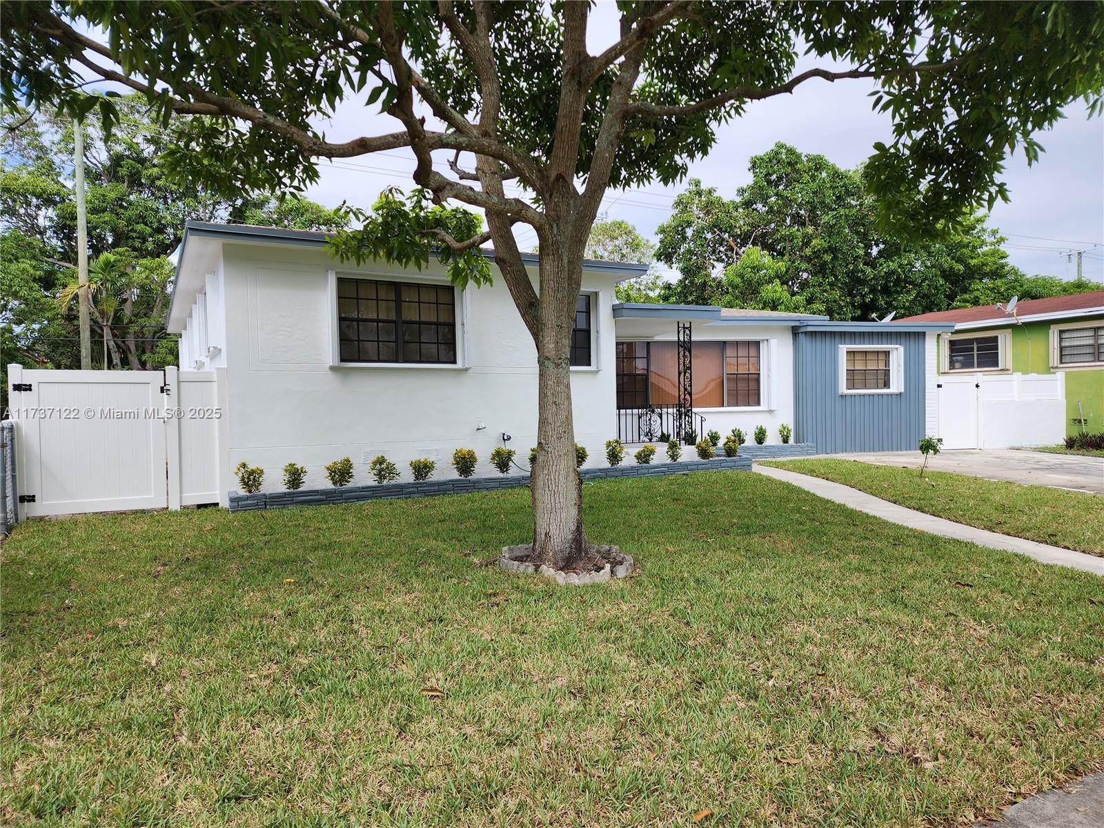Picture of 12620 NE Miami Ct, North Miami, FL 33161