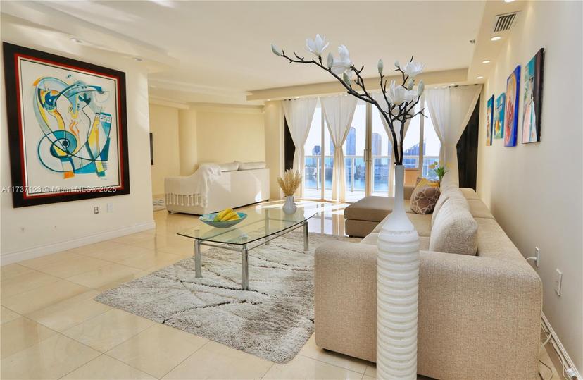 Picture of 4000 Island Blvd # 2402, Aventura FL 33160