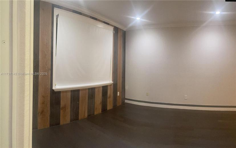 Picture of 17650 NW 73Rd Ave # 18, Hialeah FL 33015