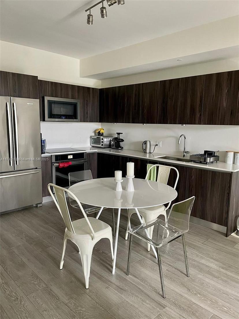 Picture of 2960 NE 207Th St # 714, Aventura FL 33180
