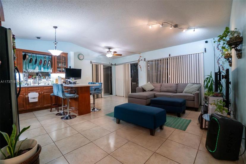 Picture of 9671 W Elm Ln, Miramar FL 33025