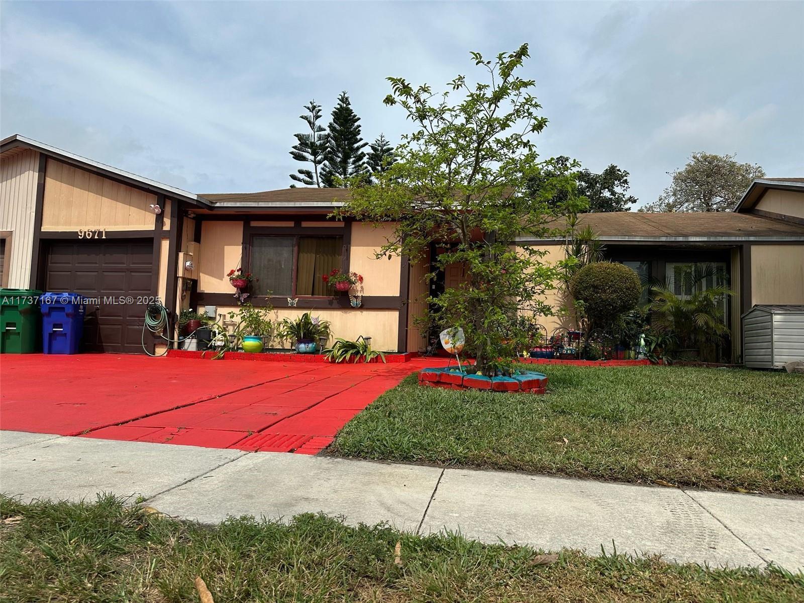 Picture of 9671 W Elm Ln, Miramar, FL 33025