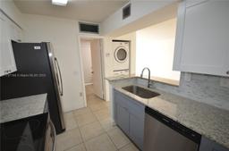 Picture of 15201 SW 80Th St # 207, Miami, FL 33193