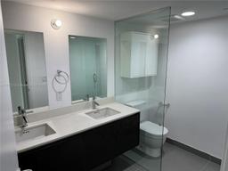 Picture of 6620 Indian Creek Dr # 713, Miami Beach, FL 33141