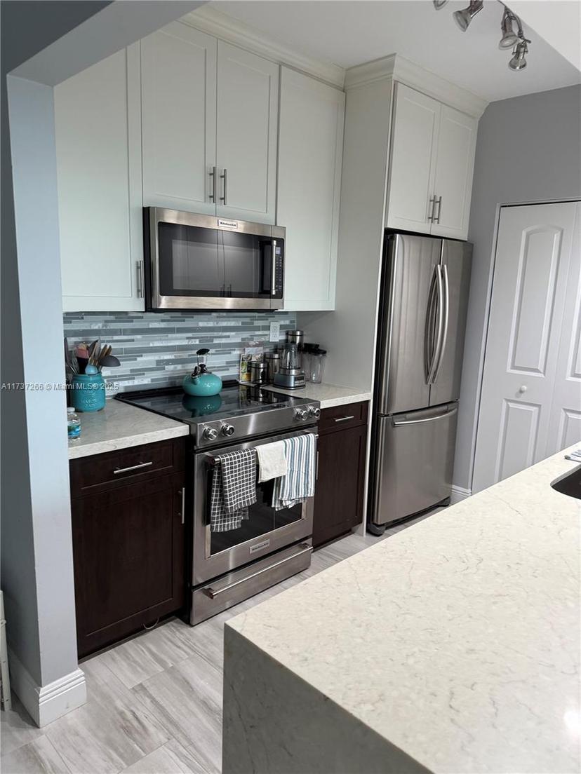 Picture of 3020 NE 32Nd Ave # 618, Fort Lauderdale FL 33308