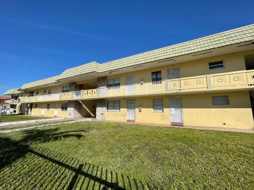 Picture of 505 NW 177Th St # 131, Miami Gardens FL 33169