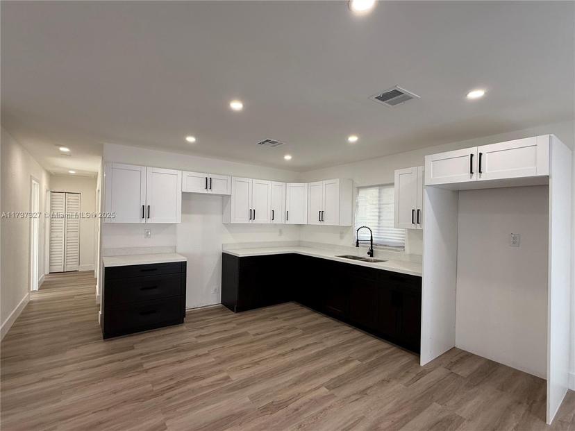 Picture of 2201 NW 6Th Ct, Fort Lauderdale FL 33311
