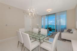 Picture of 200 Biscayne Boulevard Way # 5109, Miami, FL 33131
