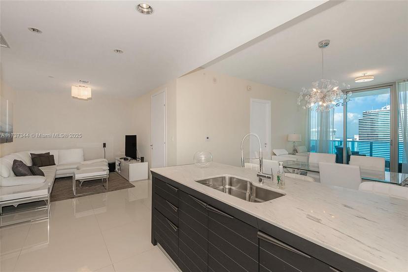 Picture of 200 Biscayne Boulevard Way # 5109, Miami FL 33131