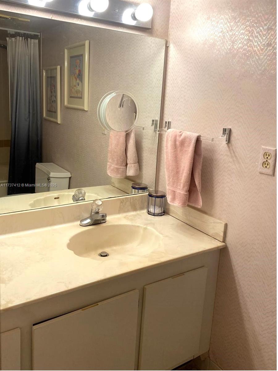 Picture of 18181 NE 31St Ct # 2008, Aventura, FL 33160