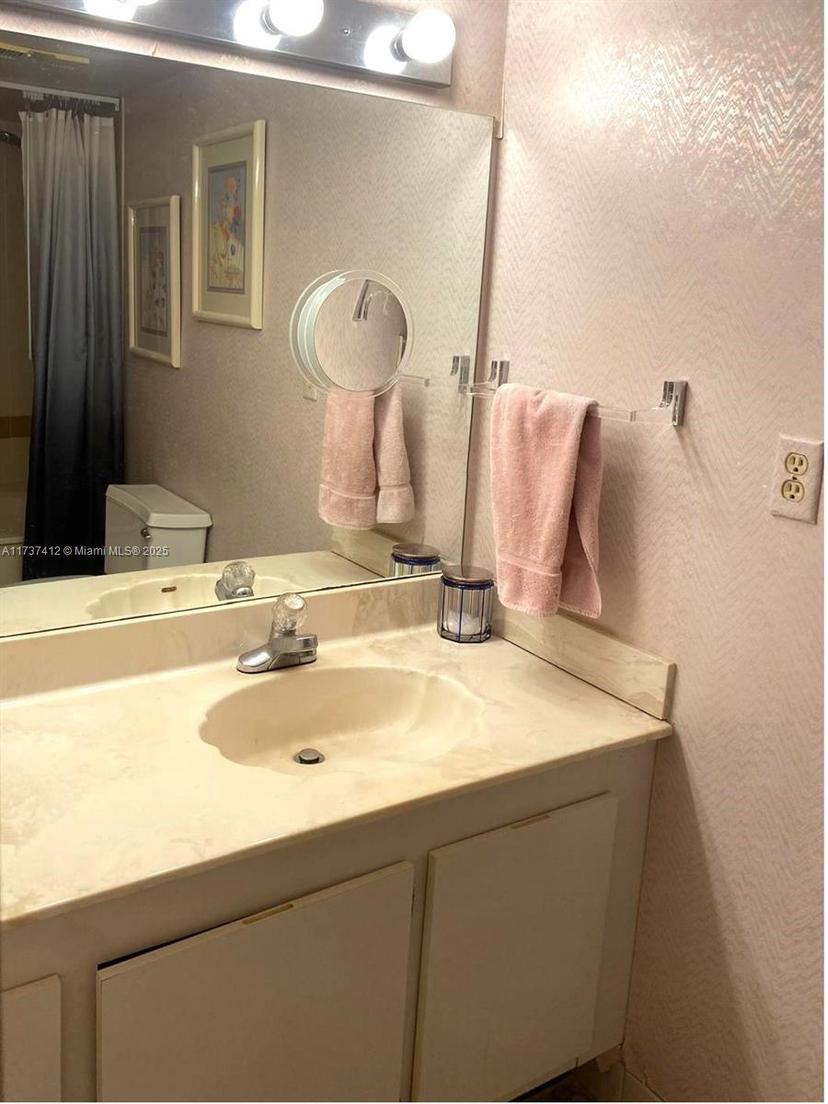 Picture of 18181 NE 31St Ct # 2008, Aventura FL 33160