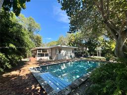 Picture of 5930 SW 80Th St, South Miami, FL 33143