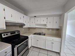 Picture of 3710 NW 21St St # 310, Lauderdale Lakes, FL 33311