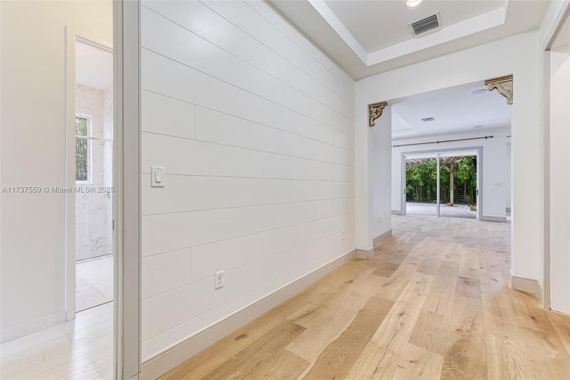 Picture of 15020 SW 176Th Ter, Miami FL 33187