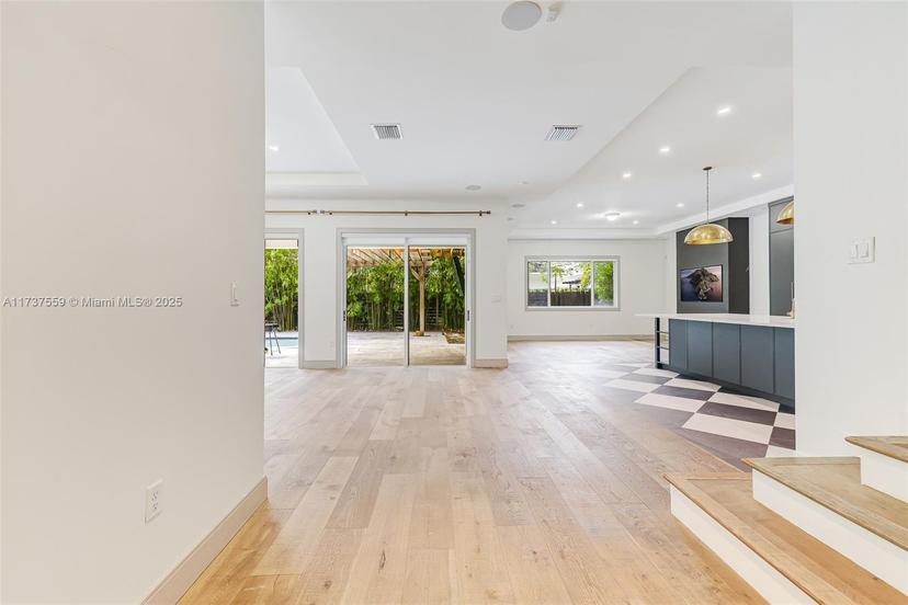 Picture of 15020 SW 176Th Ter, Miami FL 33187