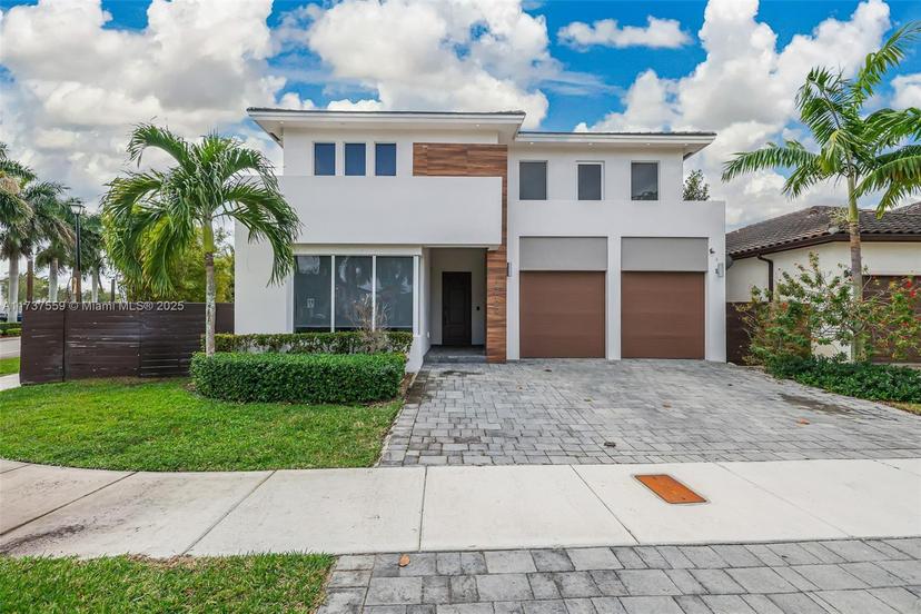 Picture of 15020 SW 176Th Ter, Miami FL 33187