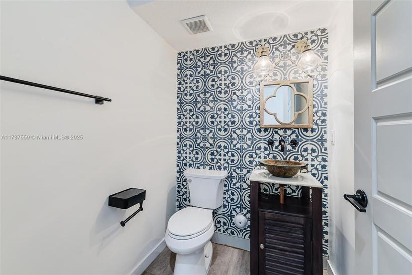 Picture of 15020 SW 176Th Ter, Miami FL 33187
