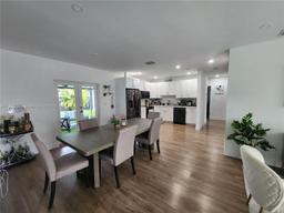 Picture of 14361 Lincoln Blvd, Miami, FL 33176