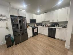 Picture of 14361 Lincoln Blvd, Miami, FL 33176