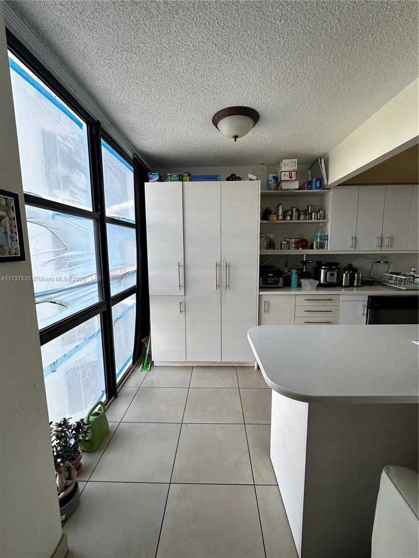Picture of 18181 NE 31St Ct # 705, Aventura FL 33160