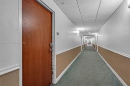 Picture of 4001 S Ocean Dr # 9N, Hollywood, FL 33019
